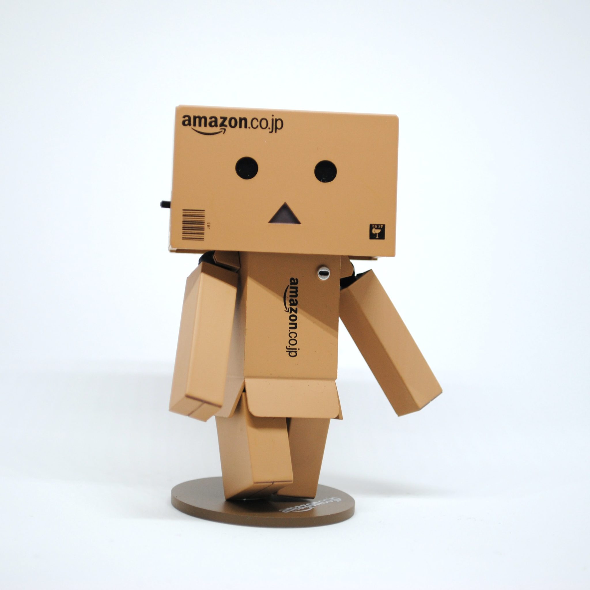 robot made of amazon boxes
